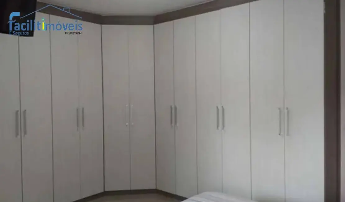 Foto 6 de Sobrado com 4 quartos à venda, 243m2 em Parque Jaçatuba, Santo Andre - SP