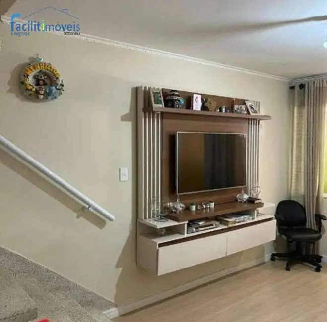 Sobrado com 2 quartos à venda, 90m2 em Santa Terezinha, Sao Bernardo Do Campo - SP - imagem 3 Foto 3 de Sobrado com 2 quartos à venda, 90m2 em Santa Terezinha, Sao Bernardo Do Campo - SP