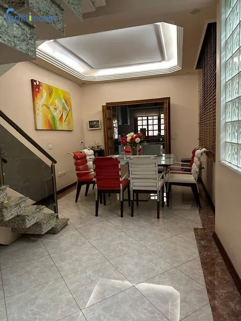 Foto 2 de Sobrado com 3 quartos à venda, 195m2 em Vila Camilópolis, Santo Andre - SP