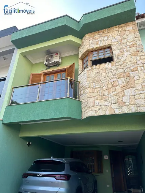 Foto 1 de Sobrado com 3 quartos à venda, 195m2 em Vila Camilópolis, Santo Andre - SP