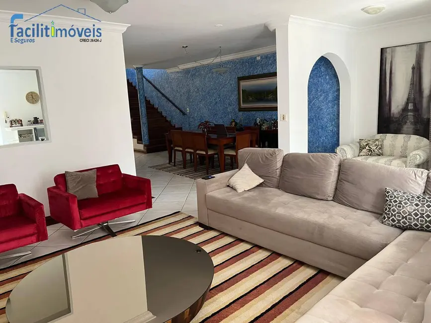 Foto 2 de Sobrado com 3 quartos à venda, 380m2 em Vila Alice, Santo Andre - SP