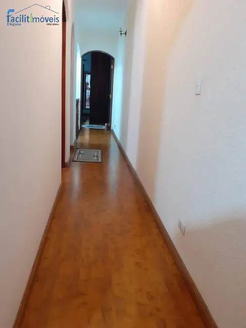 Sobrado com 3 quartos à venda, 173m2 em Jardim Las Vegas, Santo Andre - SP - imagem 7 Foto 7 de Sobrado com 3 quartos à venda, 173m2 em Jardim Las Vegas, Santo Andre - SP