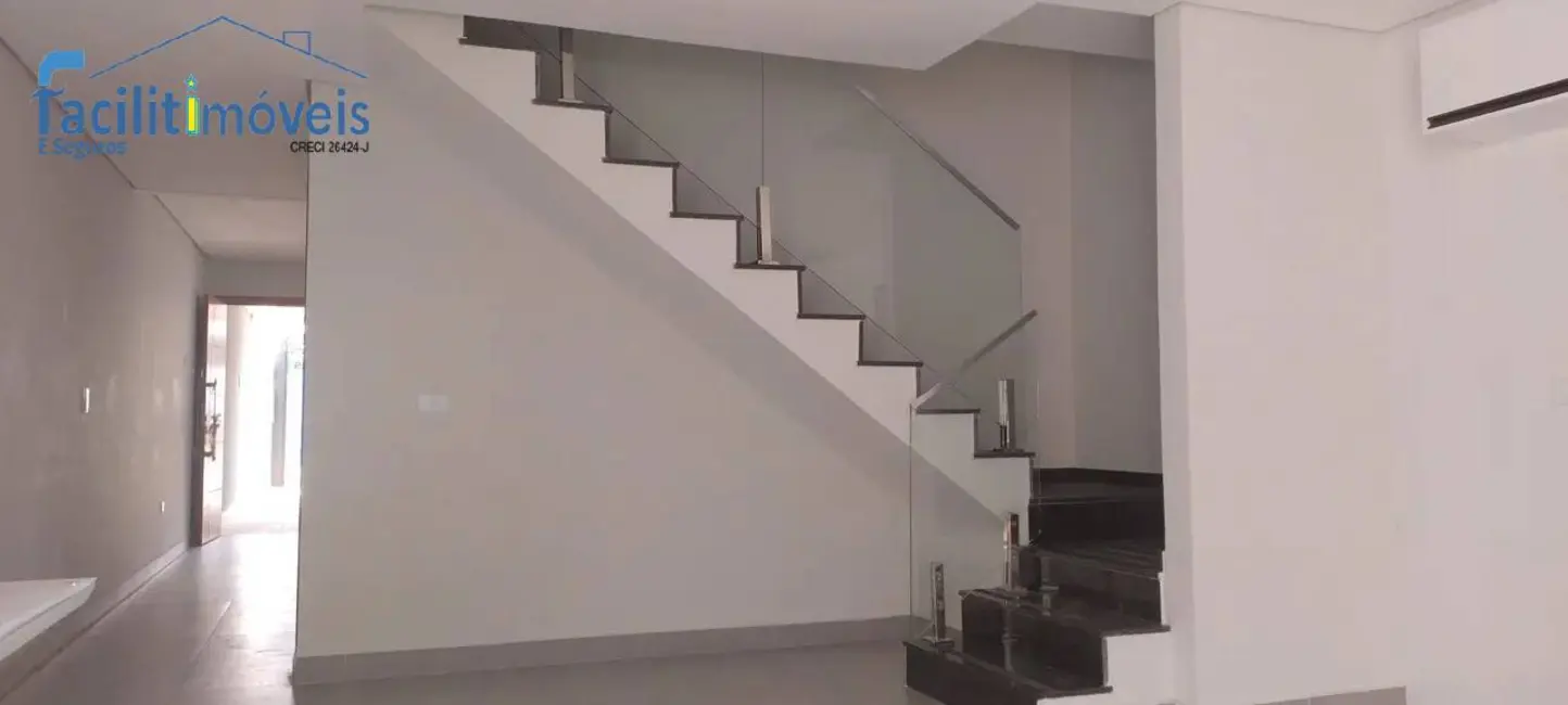 Foto 3 de Casa com 3 quartos à venda, 166m2 em Dos Casa, Sao Bernardo Do Campo - SP