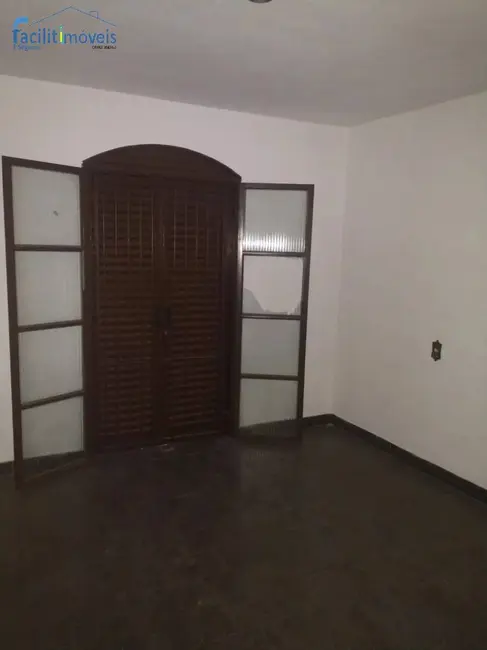 Casa com 5 quartos à venda, 330m2 em Conceição, Diadema - SP - imagem 9 Foto 9 de Casa com 5 quartos à venda, 330m2 em Conceição, Diadema - SP