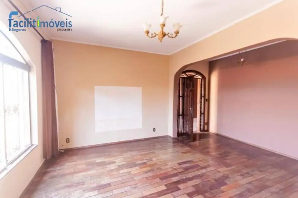 Sobrado com 5 quartos à venda, 240m2 em Parque das Nações, Santo Andre - SP - imagem 1 Foto 1 de Sobrado com 5 quartos à venda, 240m2 em Parque das Nações, Santo Andre - SP