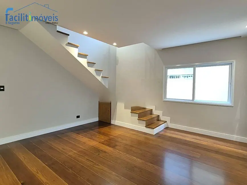 Foto 2 de Sobrado com 4 quartos à venda em São João Clímaco, São Paulo - SP