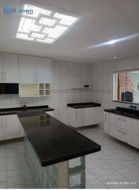Casa com 4 quartos para alugar, 424m2 em Jardim Las Vegas, Santo Andre - SP - imagem 3 Foto 3 de Casa com 4 quartos para alugar, 424m2 em Jardim Las Vegas, Santo Andre - SP