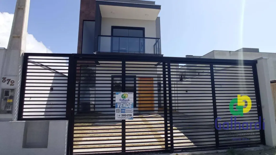 Foto 5 de Sobrado com 3 quartos à venda, 195m2 em Itapoa - SC