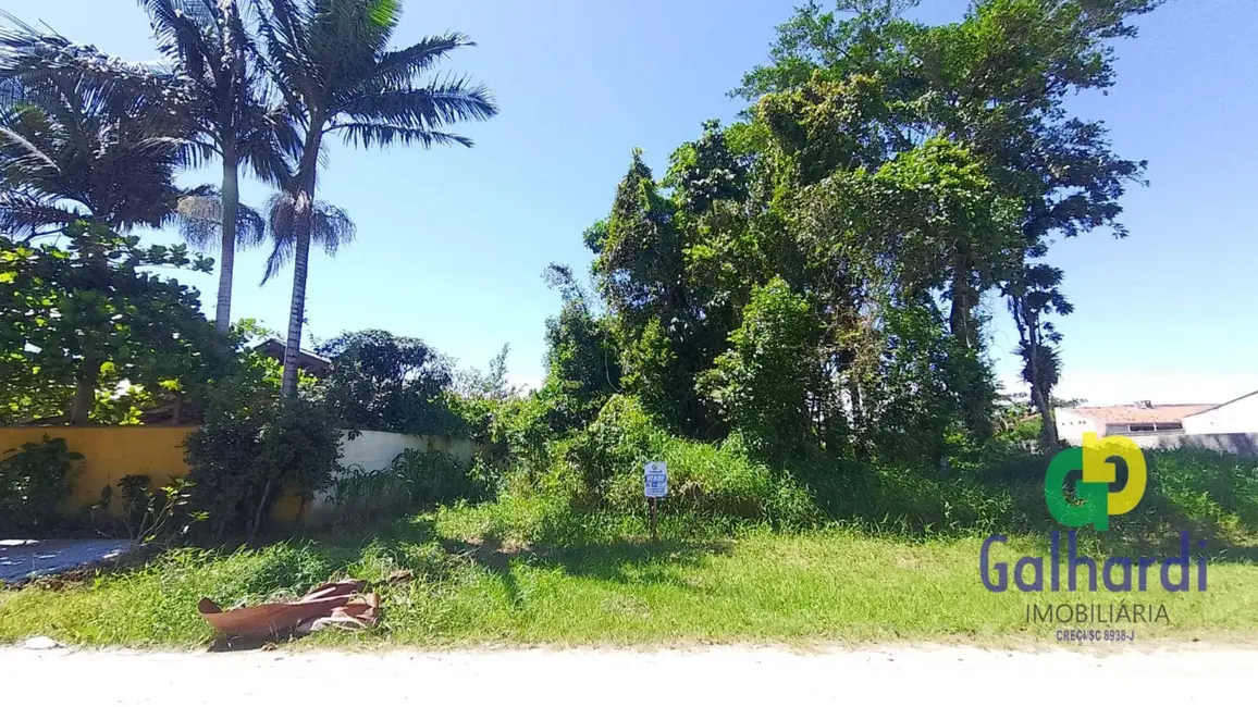 Foto 6 de Terreno / Lote à venda, 384m2 em Itapoa - SC