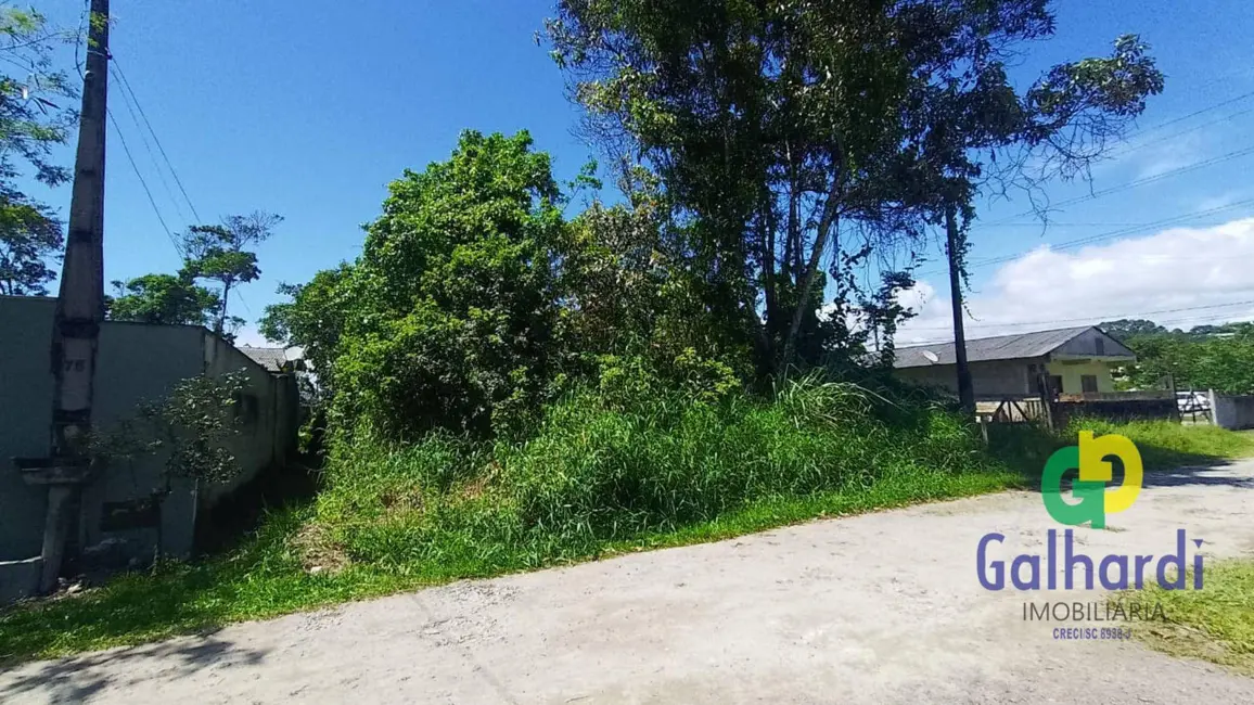 Foto 4 de Terreno / Lote à venda, 360m2 em Itapoa - SC