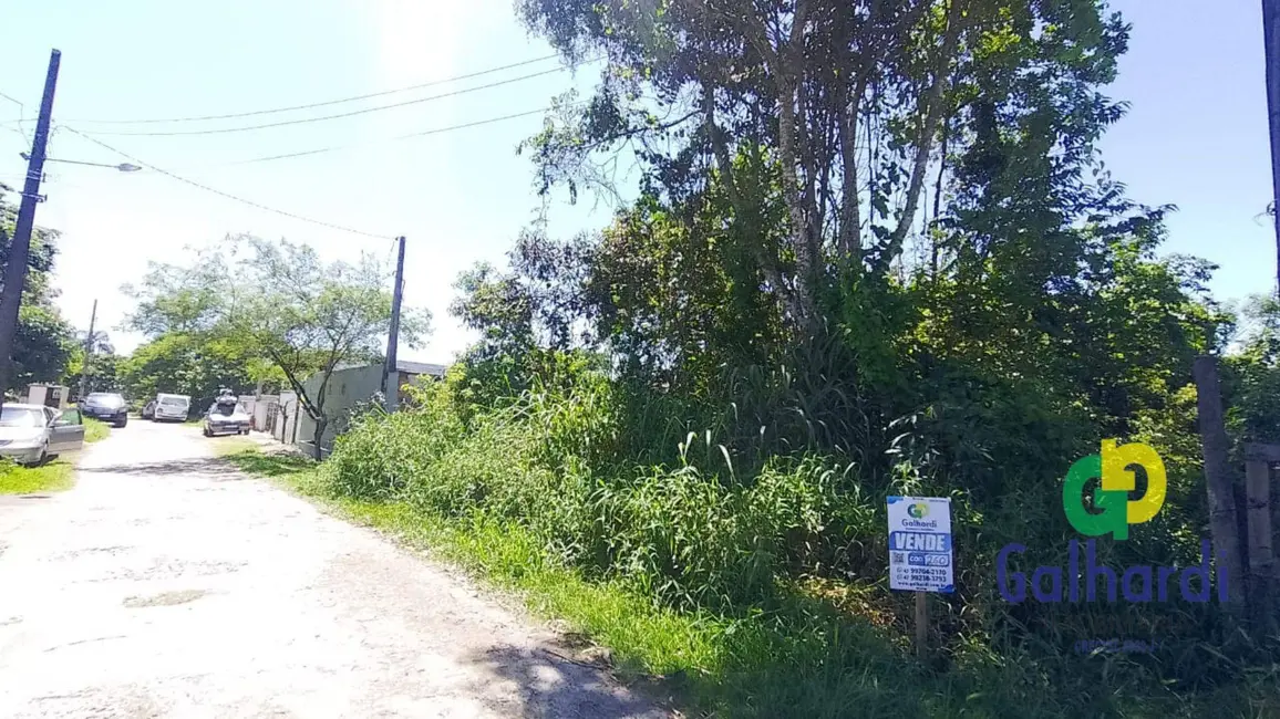 Foto 1 de Terreno / Lote à venda, 360m2 em Itapoa - SC