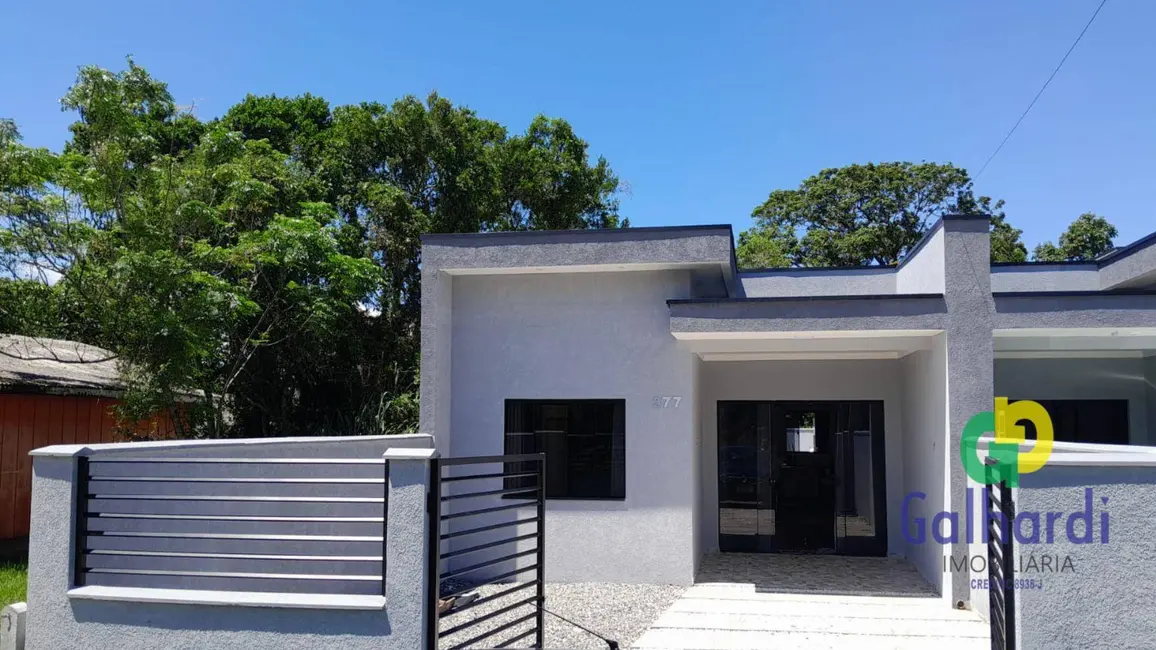 Foto 1 de Casa com 2 quartos à venda, 180m2 em Itapoa - SC