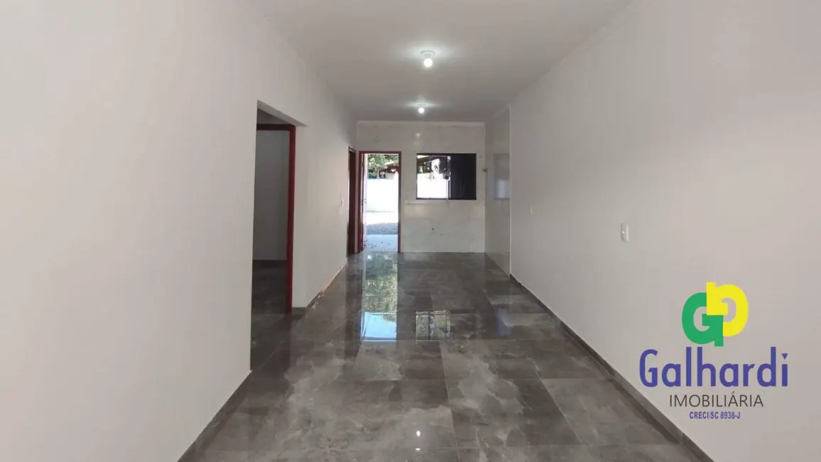 Foto 4 de Casa com 3 quartos à venda, 180m2 em Itapoa - SC