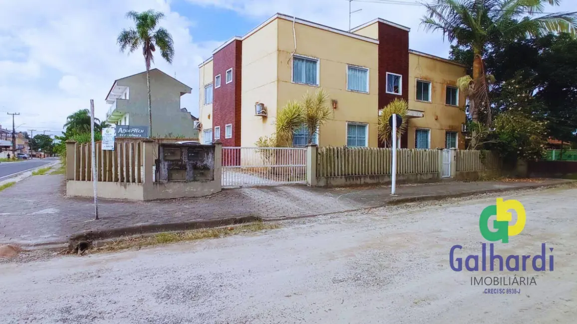 Foto 2 de Apartamento com 2 quartos à venda, 66m2 em Itapoa - SC