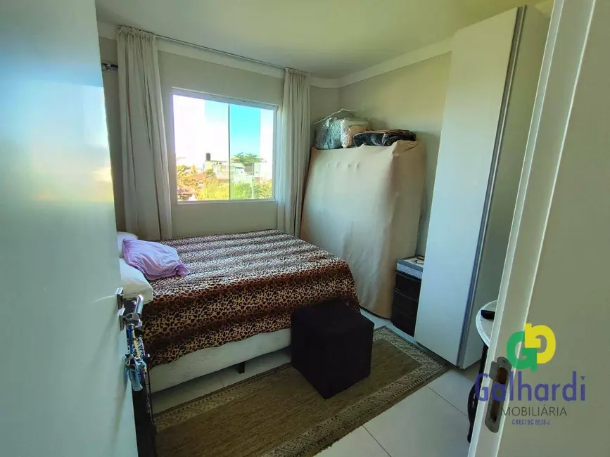 Foto 8 de Cobertura com 3 quartos à venda, 120m2 em Itapoa - SC