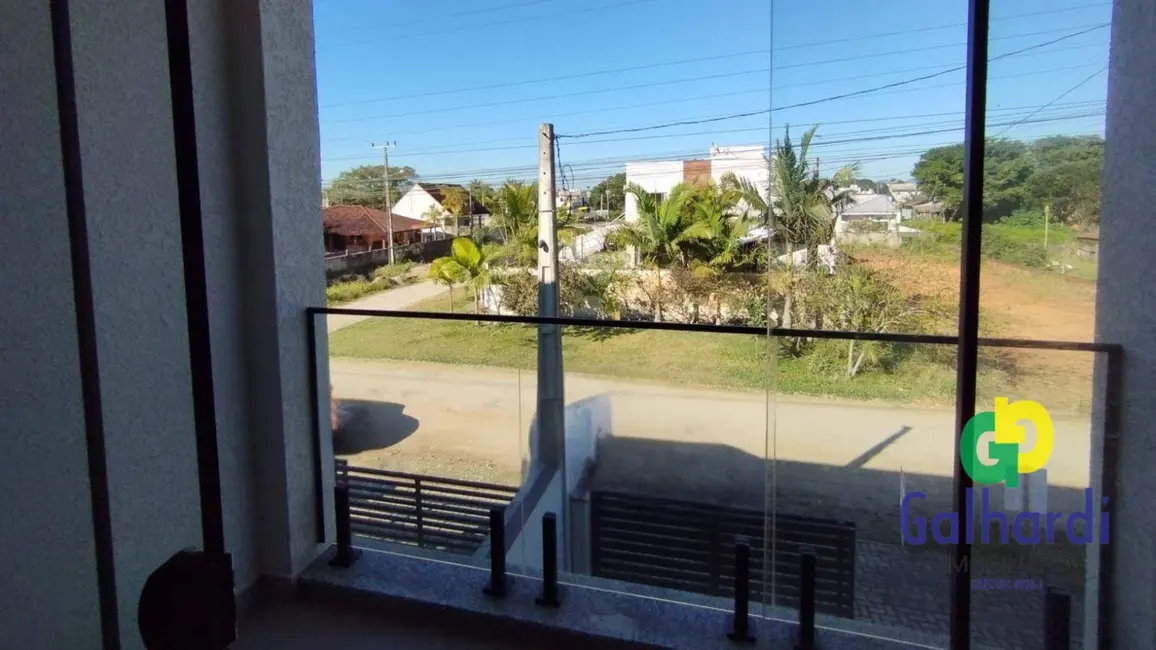 Foto 4 de Sobrado com 3 quartos à venda, 180m2 em Itapoa - SC