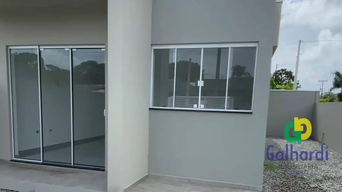 Foto 3 de Casa com 2 quartos à venda, 128m2 em Itapoa - SC