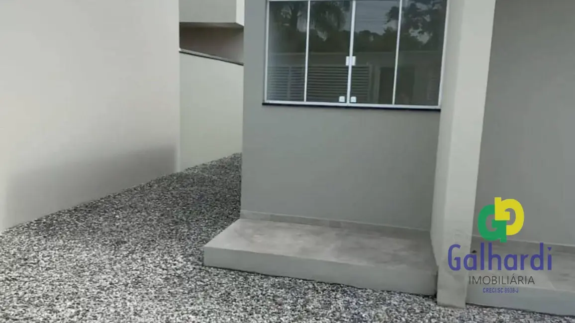 Foto 2 de Casa com 2 quartos à venda, 128m2 em Itapoa - SC