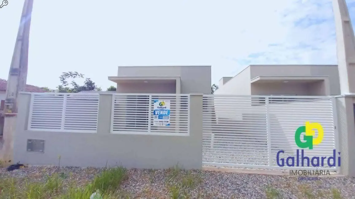 Foto 1 de Casa com 2 quartos à venda, 128m2 em Itapoa - SC