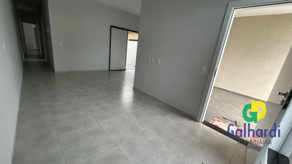 Foto 4 de Casa com 3 quartos à venda, 195m2 em Itapoa - SC