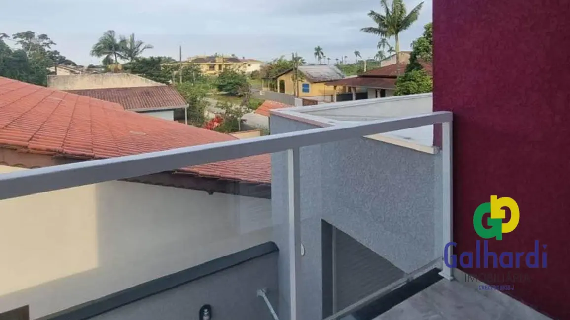 Sobrado com 3 quartos à venda, 312m2 em Itapoa - SC - imagem 4 Foto 4 de Sobrado com 3 quartos à venda, 312m2 em Itapoa - SC