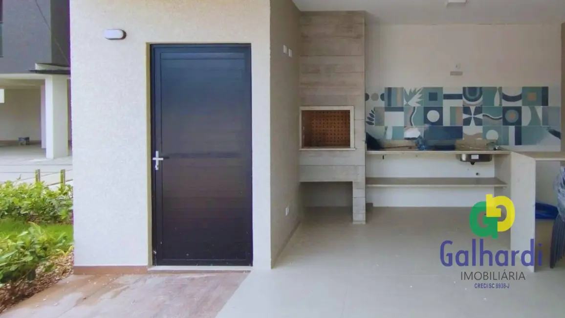 Foto 4 de Apartamento com 2 quartos à venda, 57m2 em Itapoa - SC