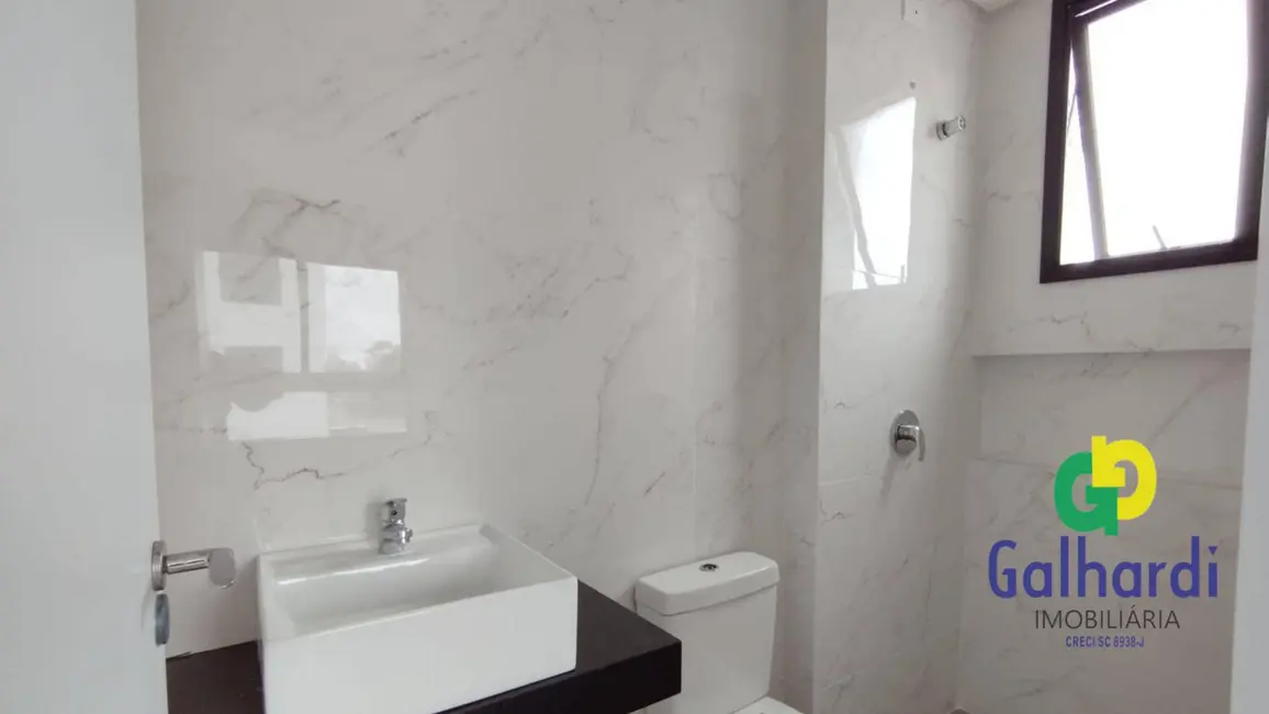 Foto 8 de Apartamento com 2 quartos à venda, 91m2 em Itapoa - SC