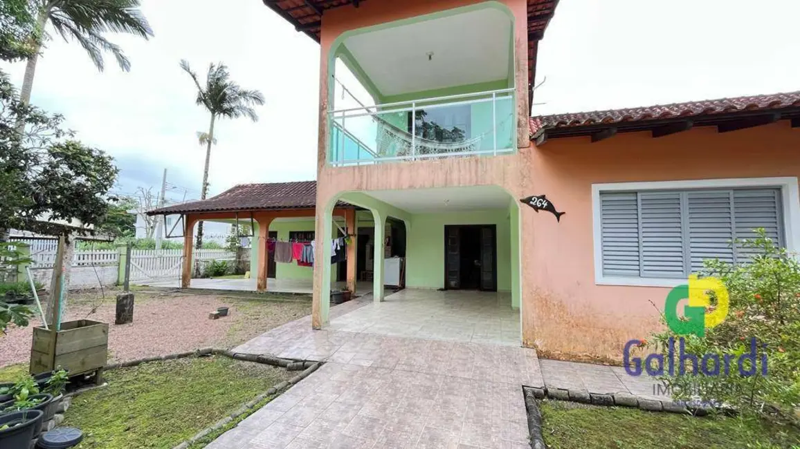 Foto 1 de Sobrado com 2 quartos à venda, 384m2 em Itapoa - SC