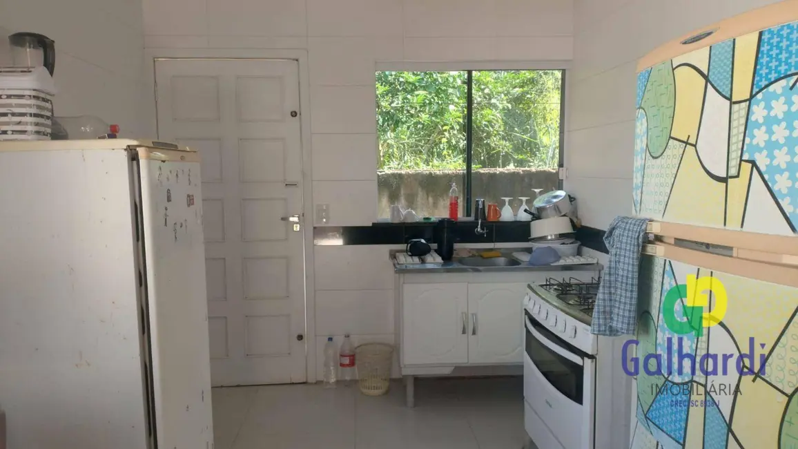 Foto 5 de Casa à venda, 360m2 em Itapoa - SC
