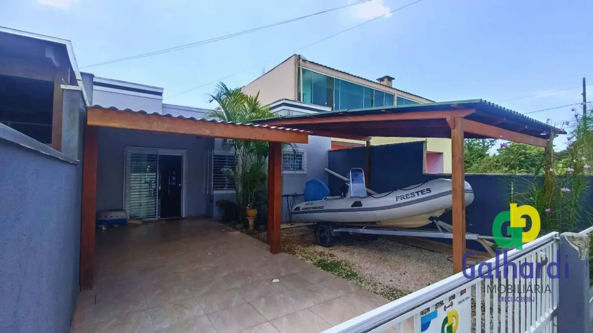 Foto 1 de Casa de Condomínio com 1 quarto à venda, 192m2 em Itapoa - SC