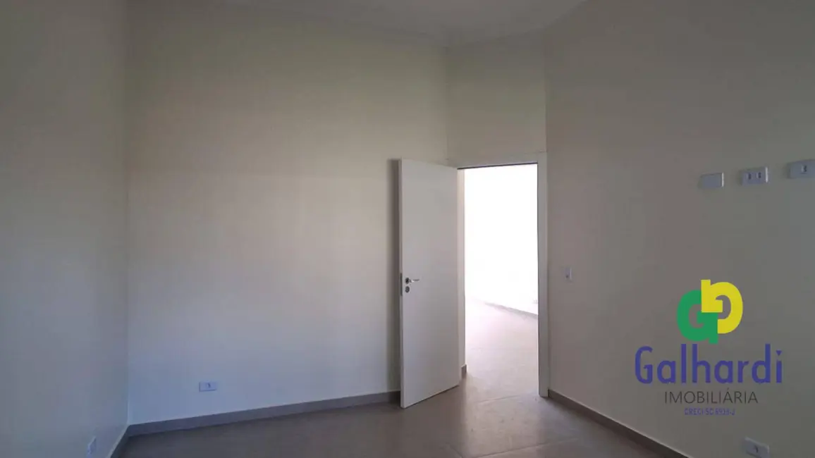 Foto 8 de Casa com 3 quartos à venda, 180m2 em Itapoa - SC