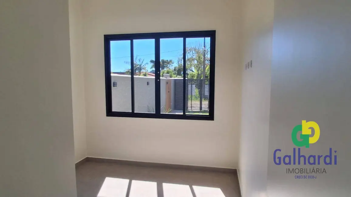 Foto 9 de Casa com 3 quartos à venda, 180m2 em Itapoa - SC