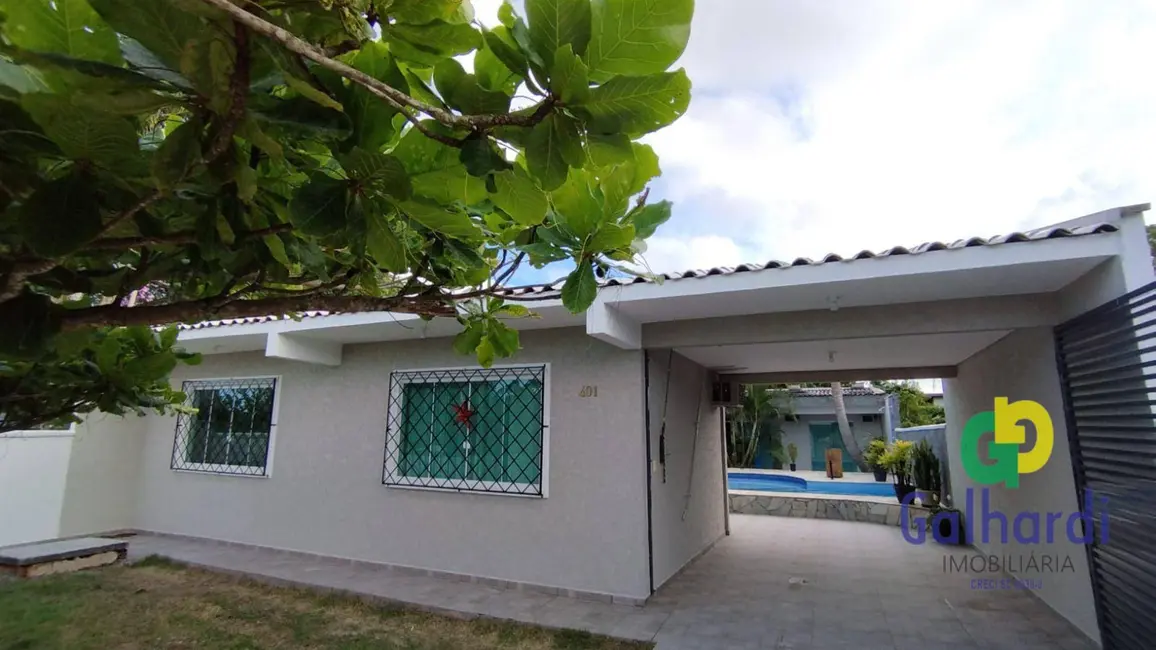 Foto 2 de Casa com 4 quartos à venda, 375m2 em Itapoa - SC