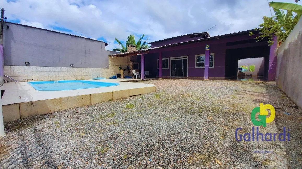 Foto 1 de Casa com 3 quartos à venda, 287m2 em Itapoa - SC