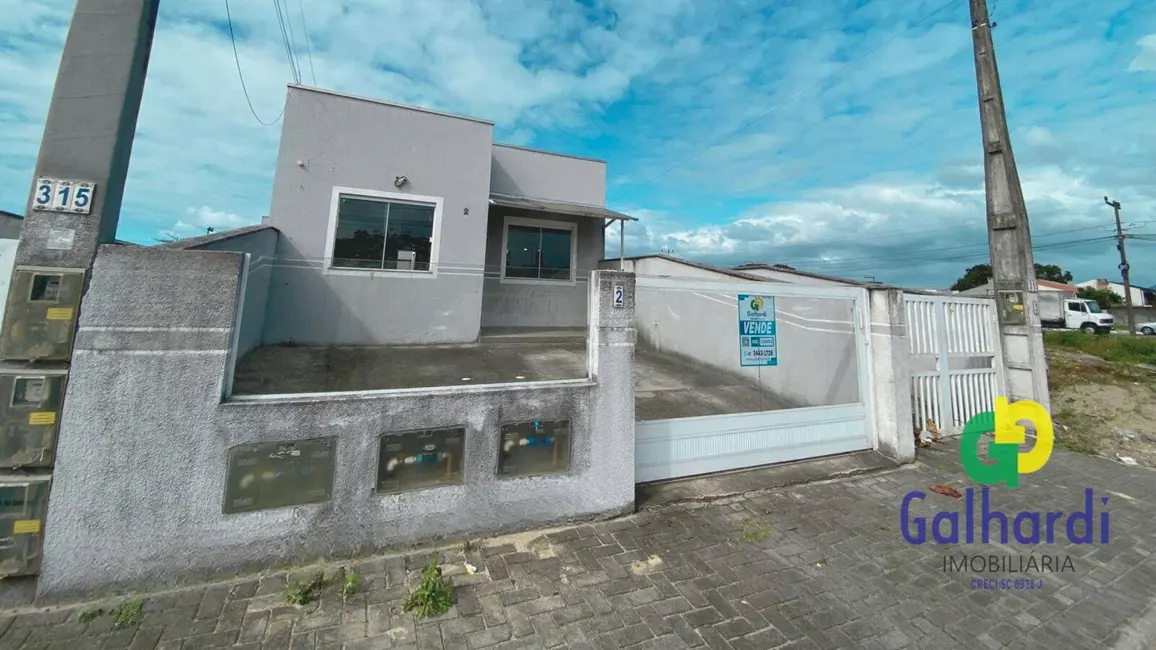 Foto 2 de Casa de Condomínio com 2 quartos à venda, 103m2 em Itapoa - SC
