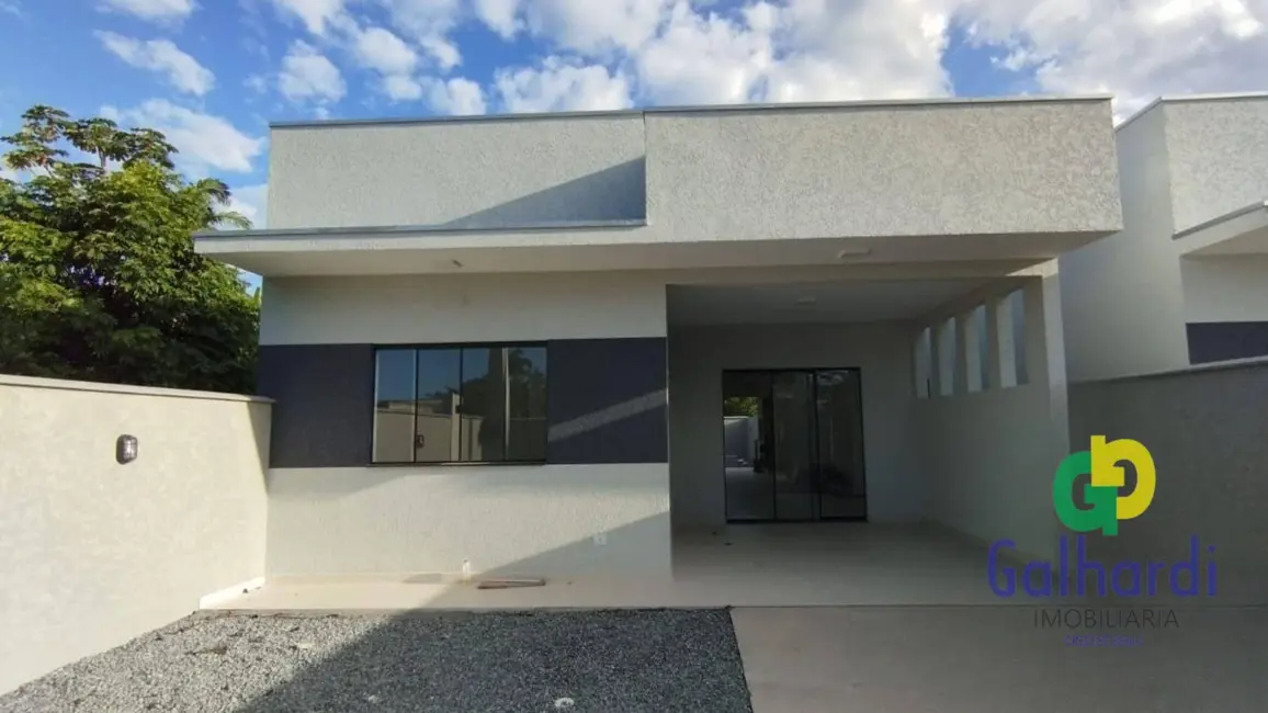 Casa com 3 quartos à venda, 225m2 em Itapoa - SC - imagem 3 Foto 3 de Casa com 3 quartos à venda, 225m2 em Itapoa - SC