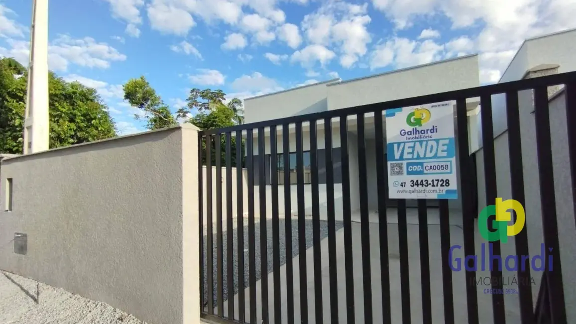 Casa com 3 quartos à venda, 225m2 em Itapoa - SC - imagem 1 Foto 1 de Casa com 3 quartos à venda, 225m2 em Itapoa - SC