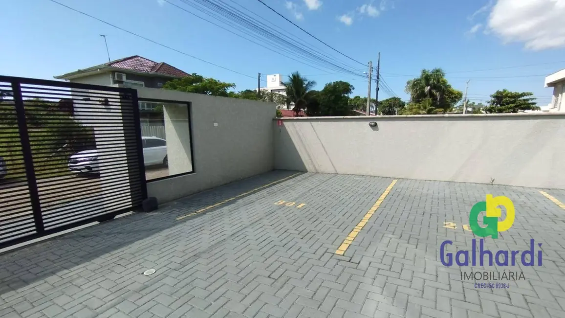 Foto 3 de Apartamento com 2 quartos à venda, 94m2 em Itapoa - SC