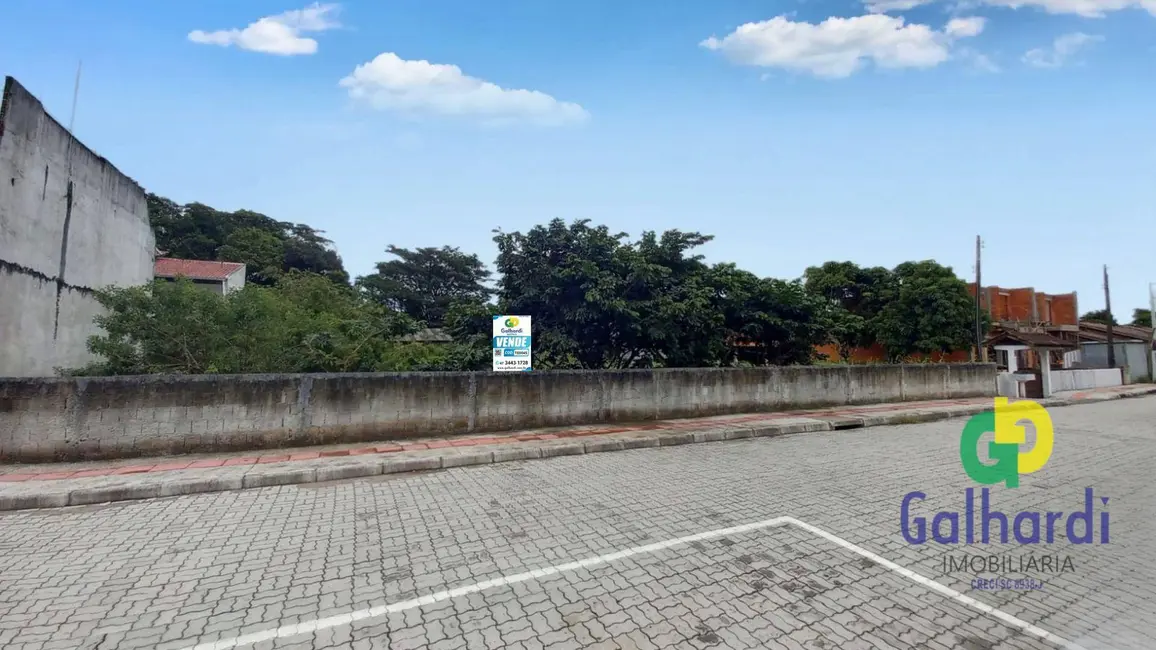 Foto 2 de Terreno / Lote à venda, 450m2 em Itapoa - SC
