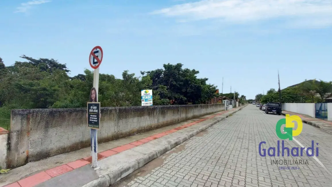 Foto 4 de Terreno / Lote à venda, 450m2 em Itapoa - SC