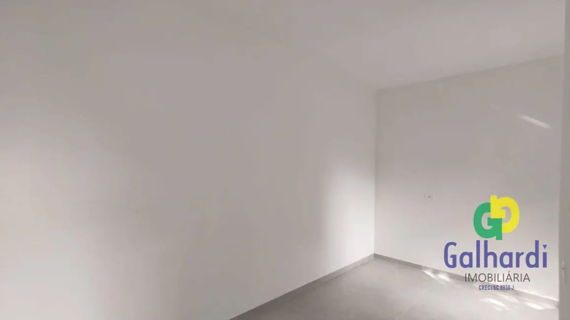 Casa com 2 quartos à venda, 105m2 em Itapoa - SC - imagem 5 Foto 5 de Casa com 2 quartos à venda, 105m2 em Itapoa - SC