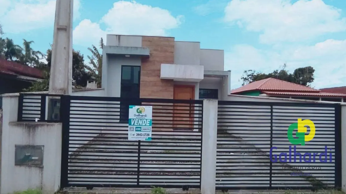 Foto 1 de Casa com 3 quartos à venda, 187m2 em Itapoa - SC