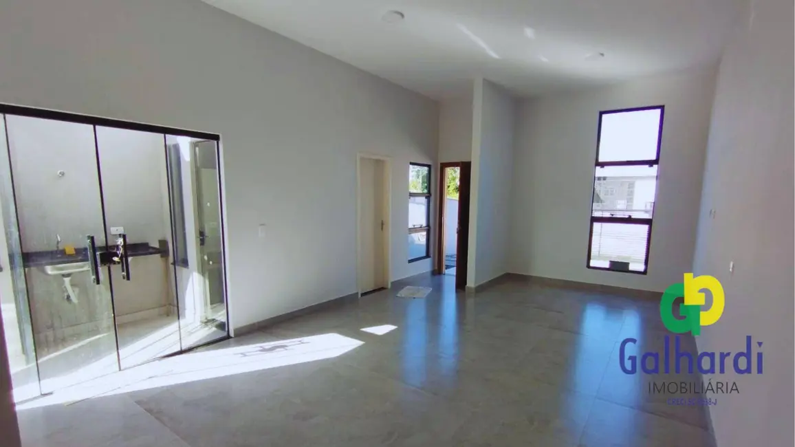 Foto 4 de Casa com 3 quartos à venda, 187m2 em Itapoa - SC