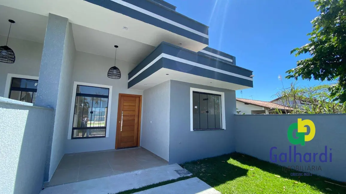Foto 2 de Casa com 3 quartos à venda, 360m2 em Itapoa - SC
