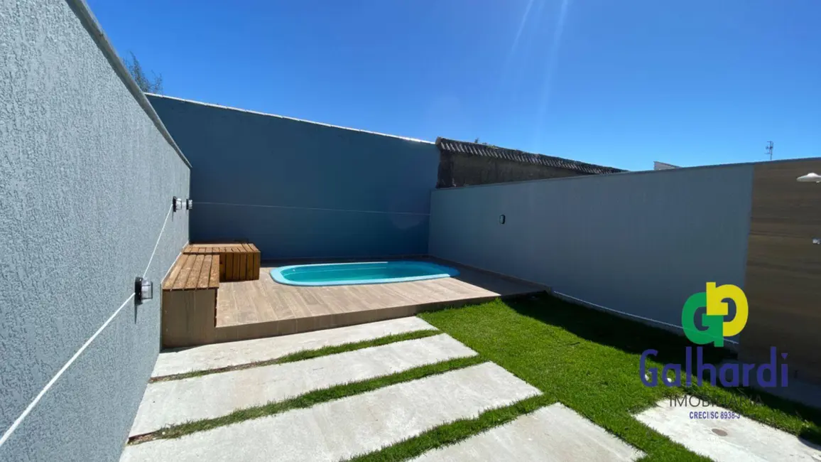 Foto 3 de Casa com 3 quartos à venda, 360m2 em Itapoa - SC