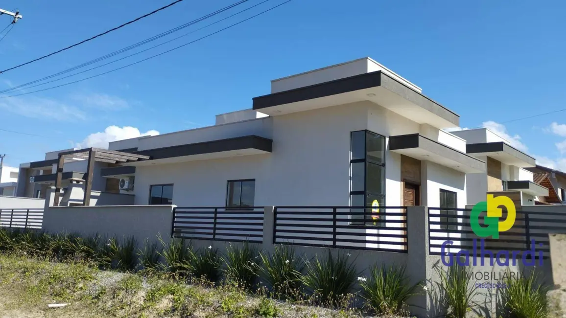 Foto 3 de Casa com 2 quartos à venda, 135m2 em Itapoa - SC