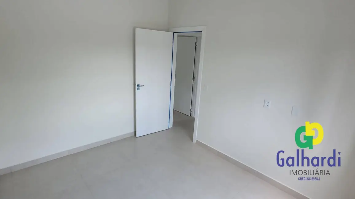 Foto 7 de Casa com 2 quartos à venda, 147m2 em Itapoa - SC