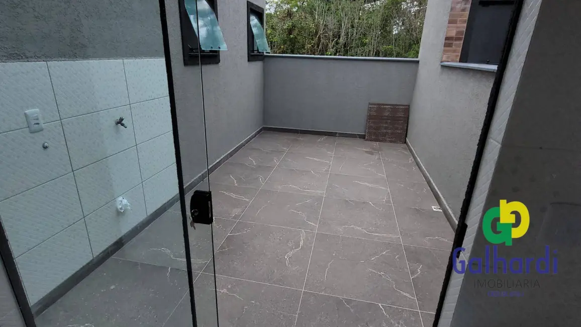 Foto 8 de Casa com 2 quartos à venda, 147m2 em Itapoa - SC