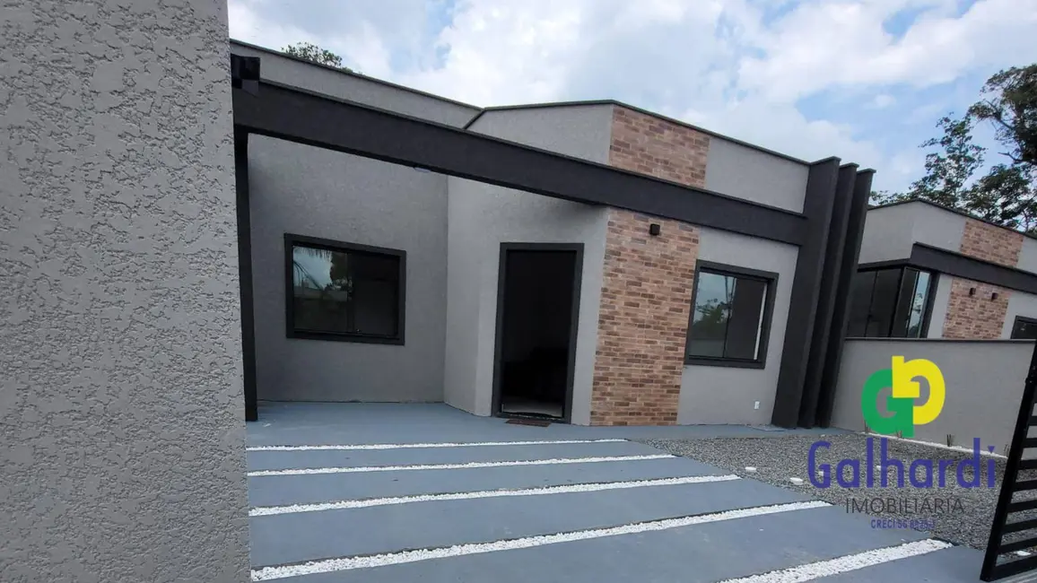 Foto 2 de Casa com 2 quartos à venda, 147m2 em Itapoa - SC