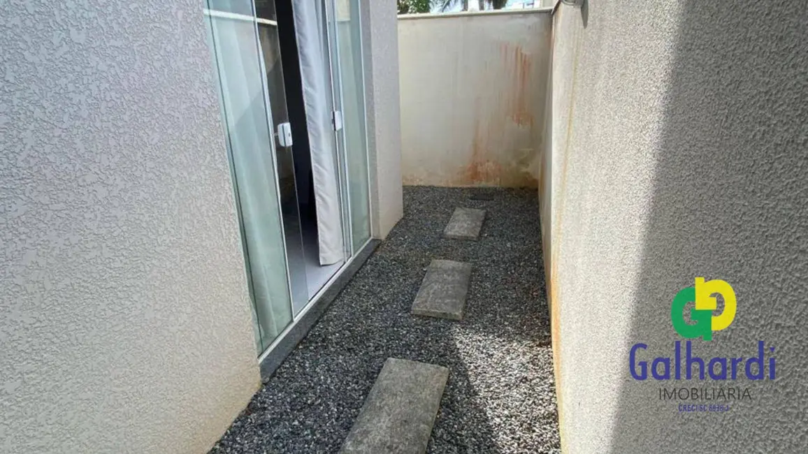 Foto 6 de Apartamento com 2 quartos à venda, 73m2 em Itapoa - SC